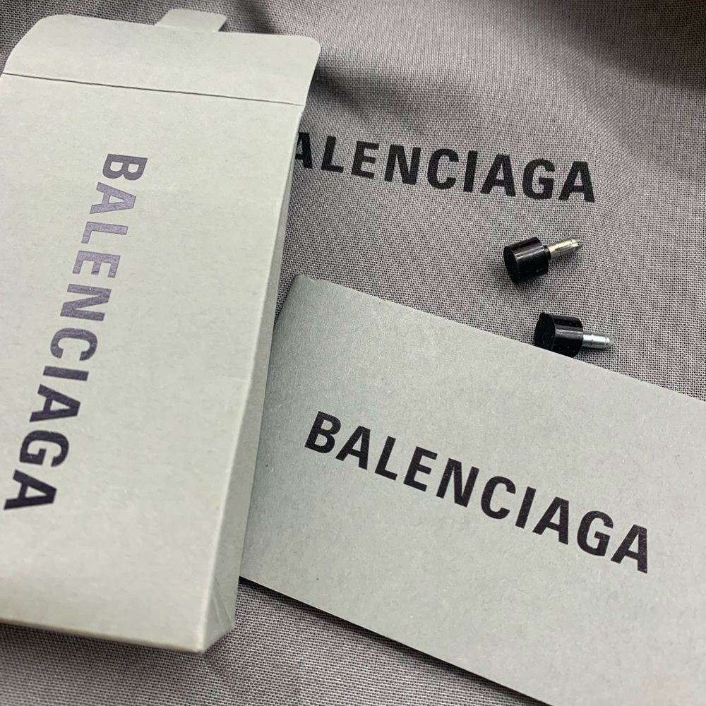 Balenciaga Pointed Toe Sock Boot - Picture 7 of 7